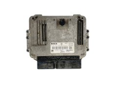 Controlador Opel 0281011943 55556829 8973785711 Bosch 42895