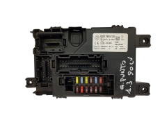 Caja Reles / Fusibles Fiat 00517986150 28122166 97RI-010040 Delphi 19829