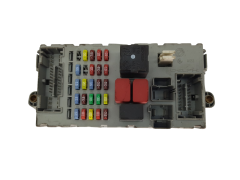 Caja Reles / Fusibles Fiat 51744898 NPL 46520600 CPL Delphi 20631