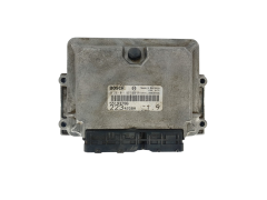 Controlador 55193786 0281011557 Fiat Bosch 42380