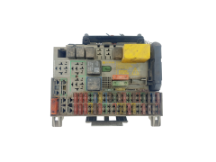 Caja Reles / Fusibles Opel 90589965 GM 34707