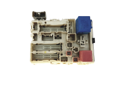 Caja Reles / Fusibles 82730-0D290 0993-10A13 Toyota