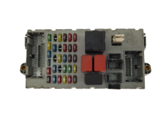 Caja Reles / Fusibles Fiat 46774357 NPL 46552681 CPL Delphi 19915