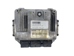 Controlador 0281011724 8200311550 8200384493 Renault Bosch 63048