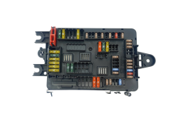 Caja Reles / Fusibles 6114 V8 9337881 01  BMW 37903