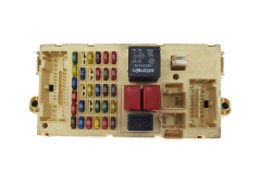 Caja Reles / Fusibles Fiat 46758961 46812234 NPL 20095
