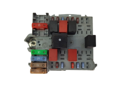Caja Reles / Fusibles Fiat 51792194 57657 0051792194057657 Lancia 19846