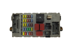 Caja Reles / Fusibles Fiat Croma 46846745 CPL Delphi 20092