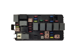 Caja Reles / Fusibles Daewoo 96857534 Tyco 20203