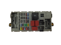Caja Reles / Fusibles Fiat 51732917 CPL Delphi 18842
