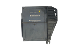 Controlador Mercedes 2108203826 335626 Temic 41590