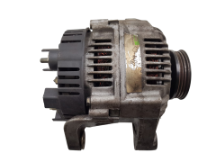 Alternador Renault 7700866507 A11VI85 75A Valeo 1088