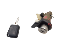 Cerradura Puerta Porton Trasera Renault 19 7701036005 7701349745 Valeo