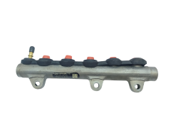 Rampa De Inyectores Bosch Renault 0445214155 8200842432 2.0 DCI