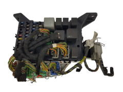 Caja Reles / Fusibles Ford 1S7T-14A073-AE 19856