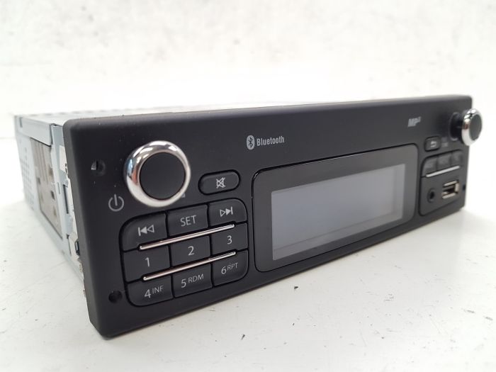 Renault Kangoo MP3 カーオーディオ Bluetooth対応 Radio del coche BT MP3 USB Renault Kangoo 2 281150213R 3734