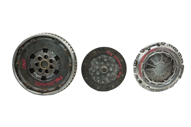 Embrague Completo 1,9 DI-D Mitsubishi Space Star LUK main product photo