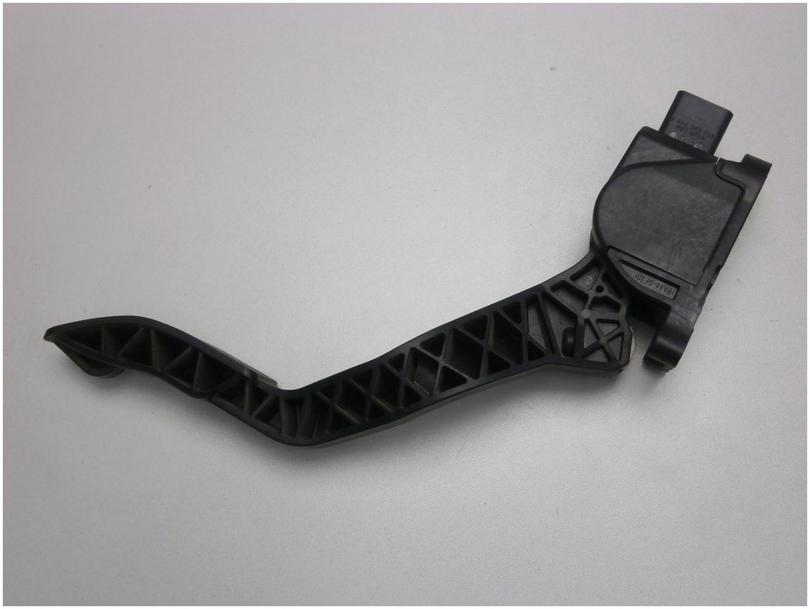 Potencjometr Pedału Gazu Peugeot 307 9680565880 main product photo