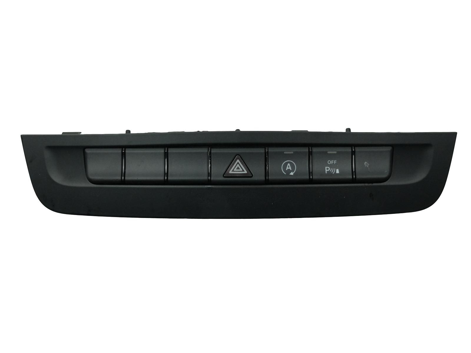 Interruptor De Las Luces De Emergencia  PDC Mercedes-Benz A2469052902 main product photo