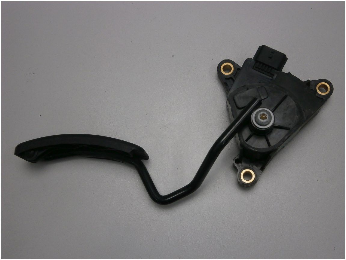 Potencjometr Pedału Gazu Clio III 3 8200297342 main product photo