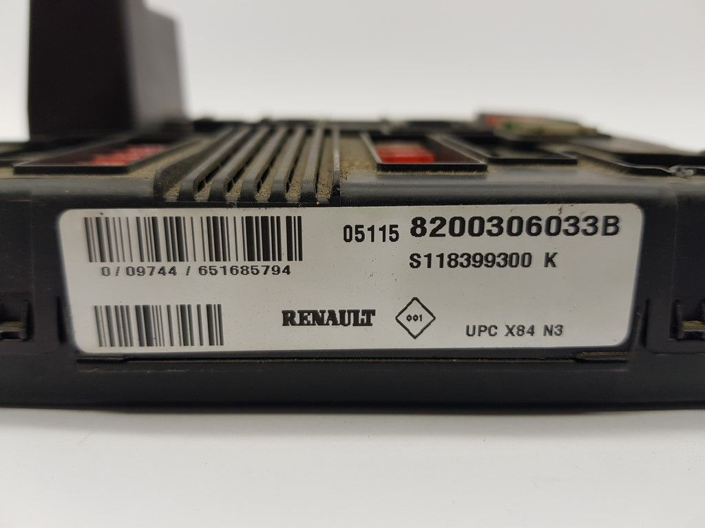 Controlador UPC X84 N3 8200306033B S118399300K Renault 19125 main product photo