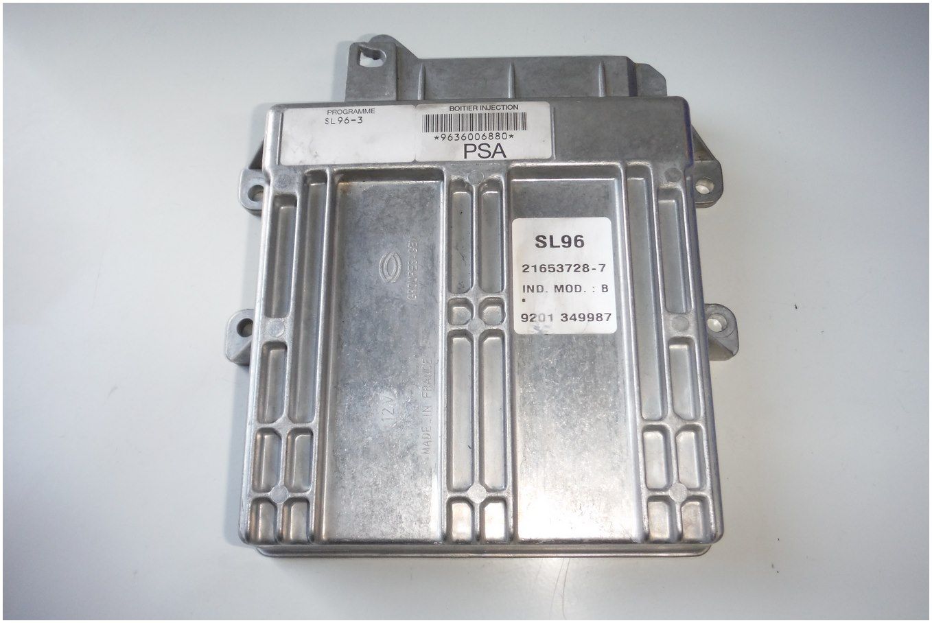 Sterownik Komputer Silnika 9636006880 Xantia II 2 main product photo